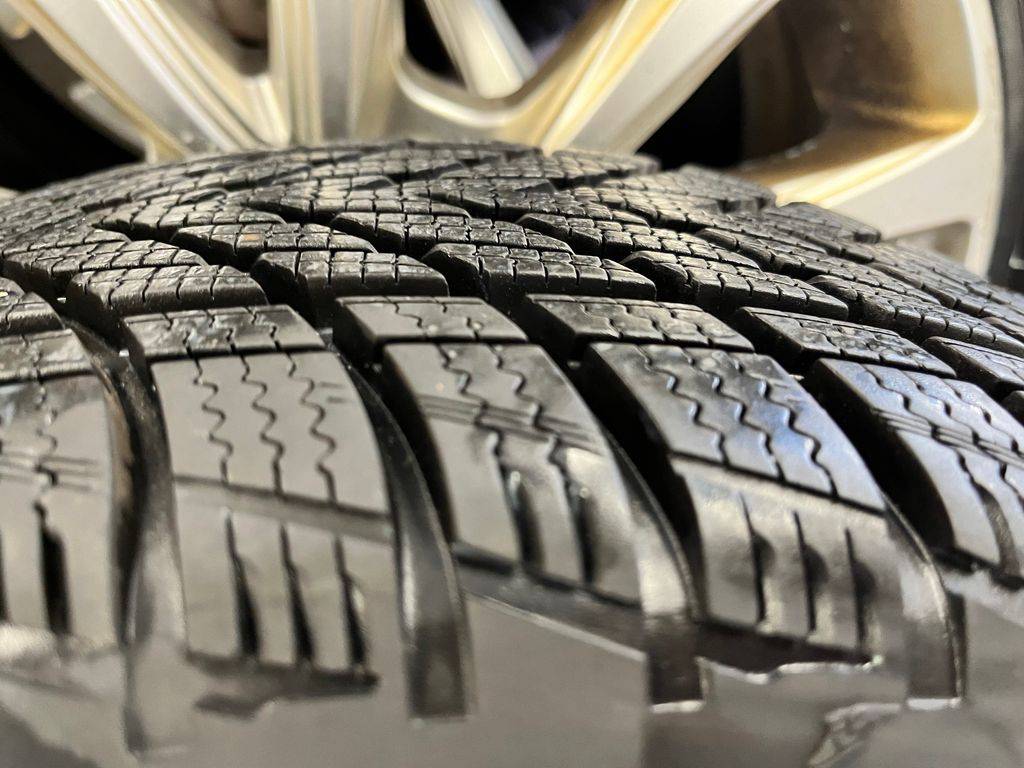 Volkswagen Sharan ALU KOLA ZIMNÍ 205/60/16 ET 33