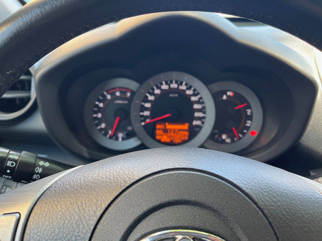 Toyota  2.2D-130kW/4x4/2006/2MAJ,MAN6,