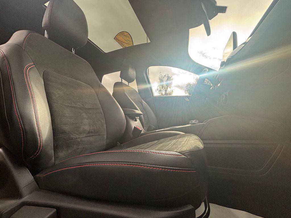 Ford Kuga 2.5PHEV/2023/ST-Line X-1MAJ