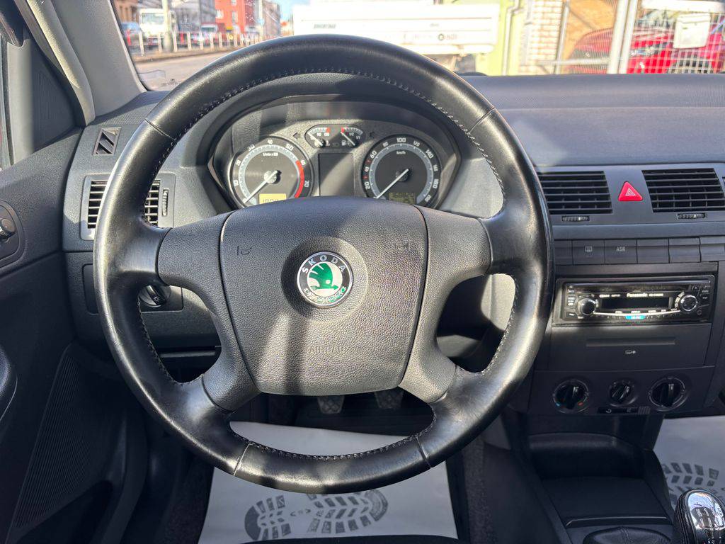 Škoda Fabia 1.2HTP/2006/1MAJ.ČR.S.KNIHA