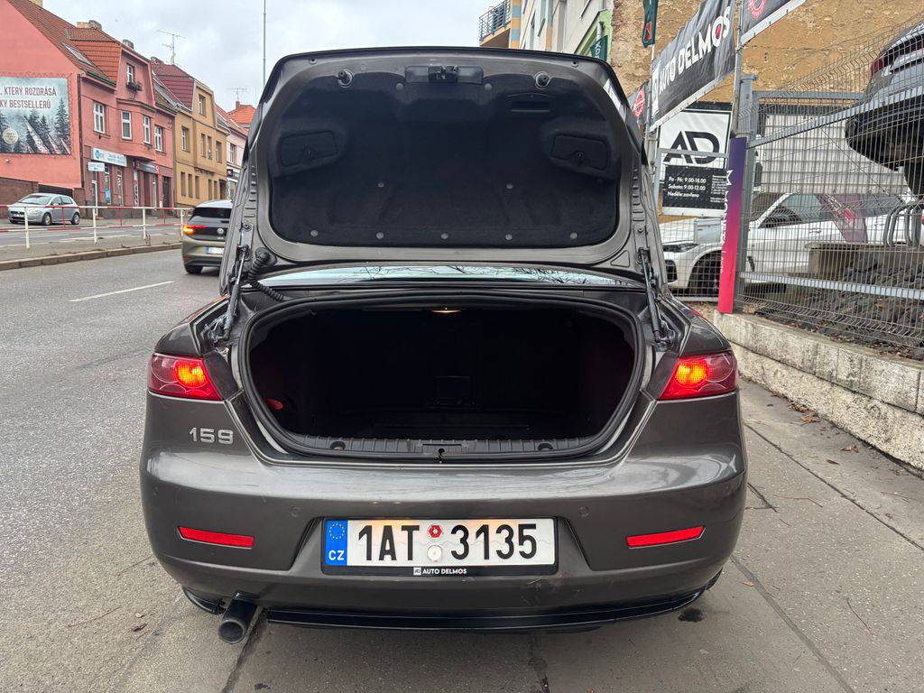 Alfa Romeo 159 1.9JTS 16V-Distinctive.MANUAL