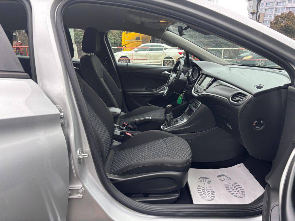 Opel Astra 1.5CDTi/2022/1M,DPH-ZÁRUKA 24M
