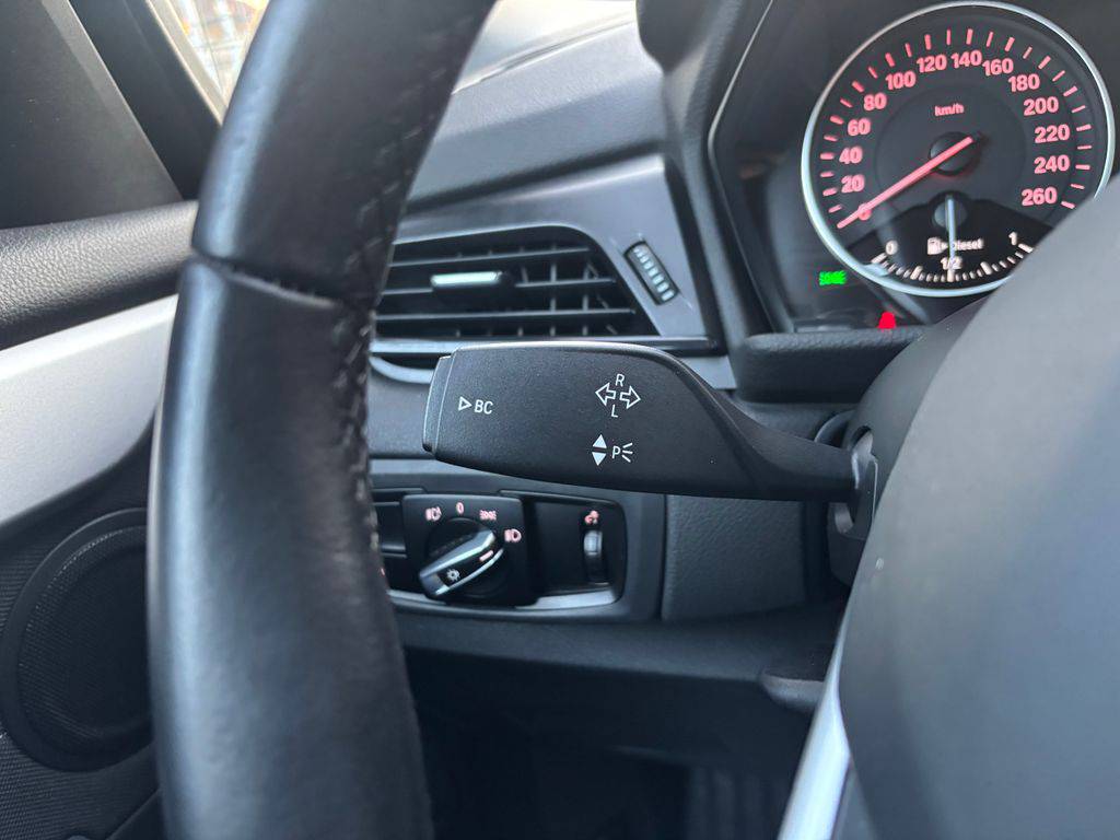 BMW 218 218d/2017/1MAJ-SPORT PACKET,ZÁ