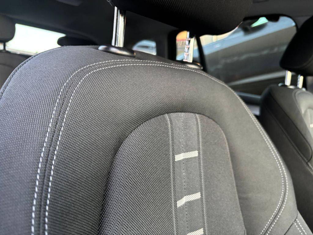 BMW 218 218d/2017/1MAJ-SPORT PACKET,ZÁ