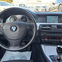 BMW 530 530d xDrive/2012/S.KNIHA-ZÁRUK