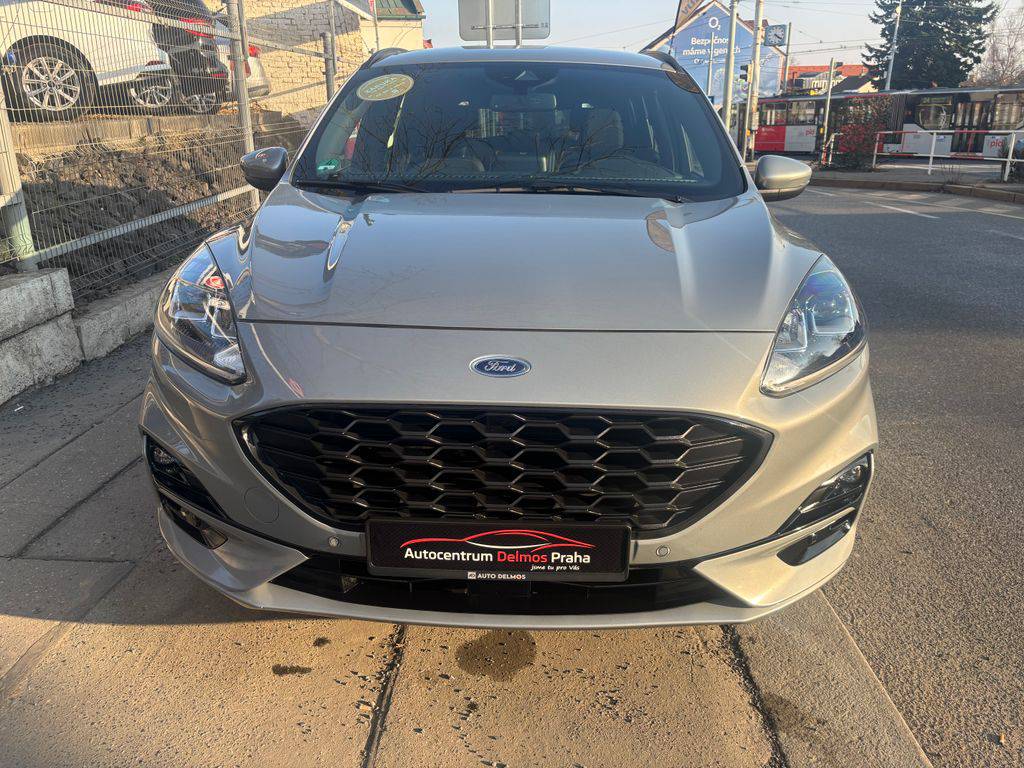 Ford Kuga 1.5EB/2023/ST-LINE,1MAJ-ZÁRUKA
