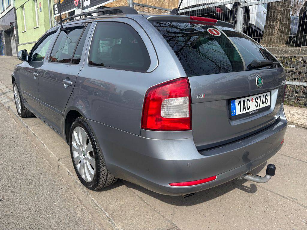 Škoda Octavia 2.0TDi/2013/CZ-AT-ELEGANCE-TAŽ