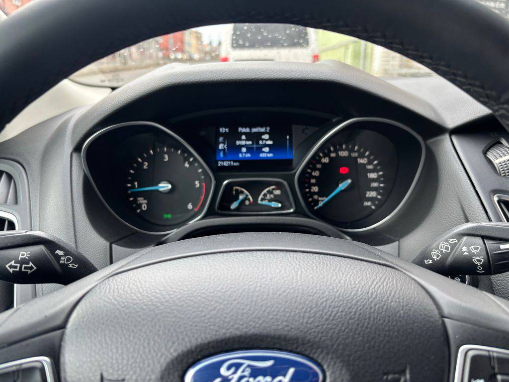 Ford Focus 2.0TDCi/2016/SPORT-2MAJ-NAVI-Z