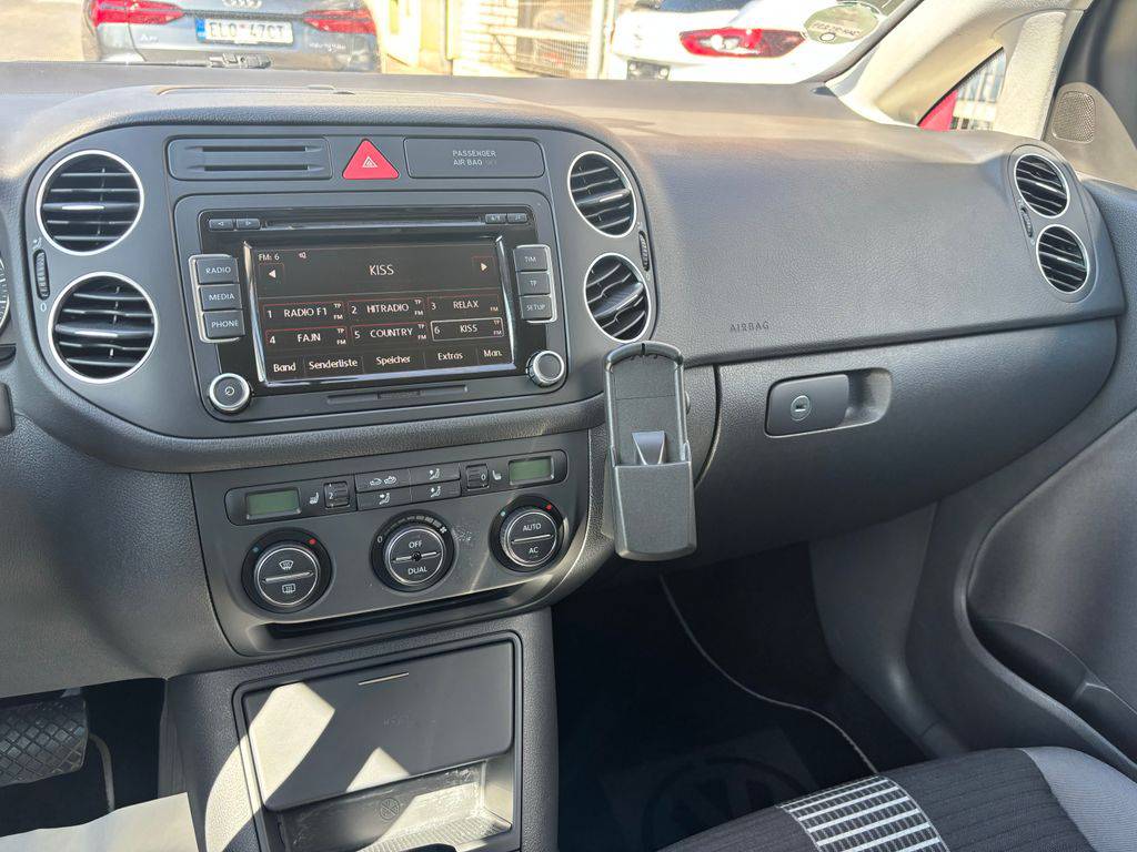 Volkswagen Golf Plus 1.4TSi/2009/DSG-2MAJ-S.KNIHA