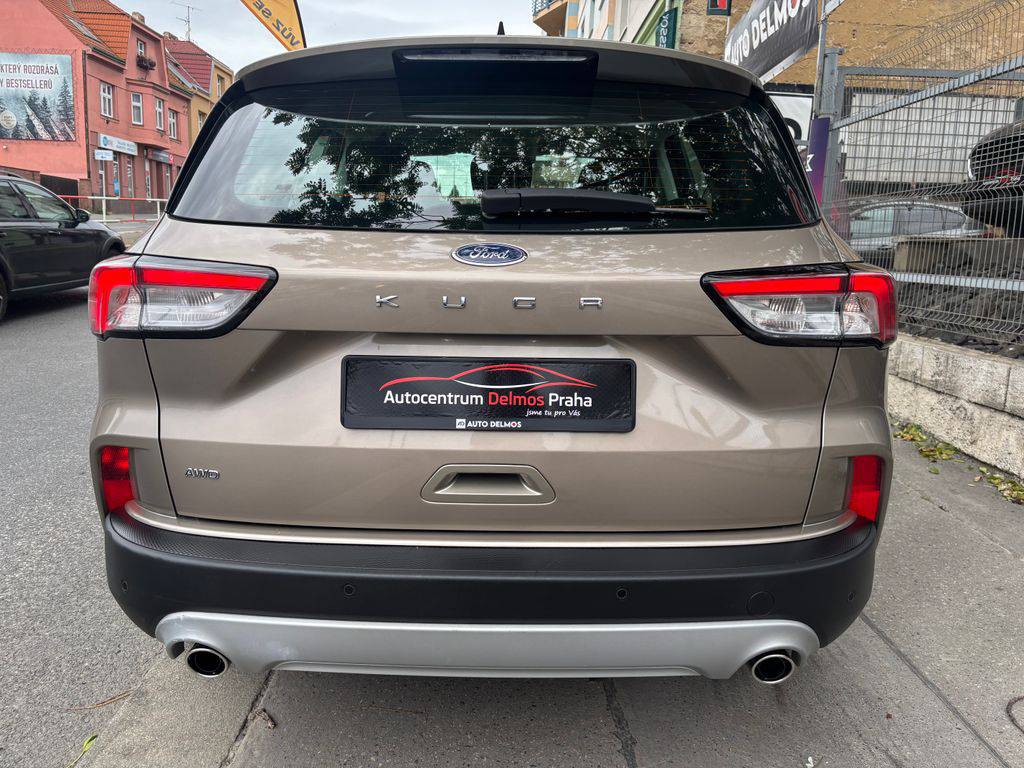 Ford Kuga 2.0EB-140KW/2021/TITAN-4x4-ZÁR