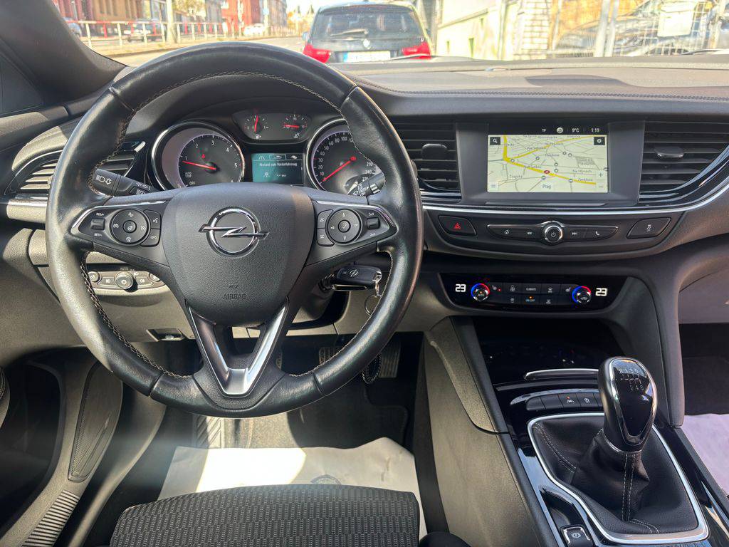Opel Insignia 2.0CDTi/2021/1MAJ,MAN6-ZÁRUKA2