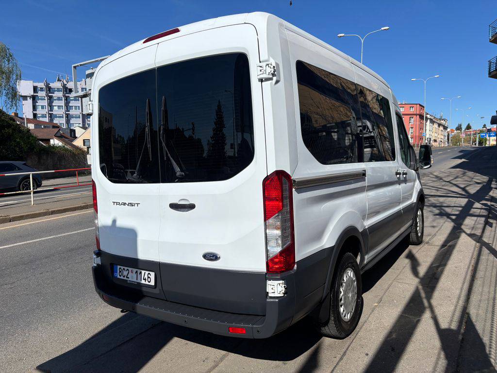 Ford Transit 2.2TDCi-L2H2-9MÍST-DPH-CZ-1MAJ