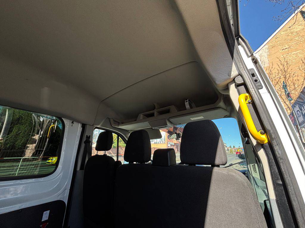 Ford Transit 2.2TDCi-L2H2-9MÍST-DPH-CZ-1MAJ