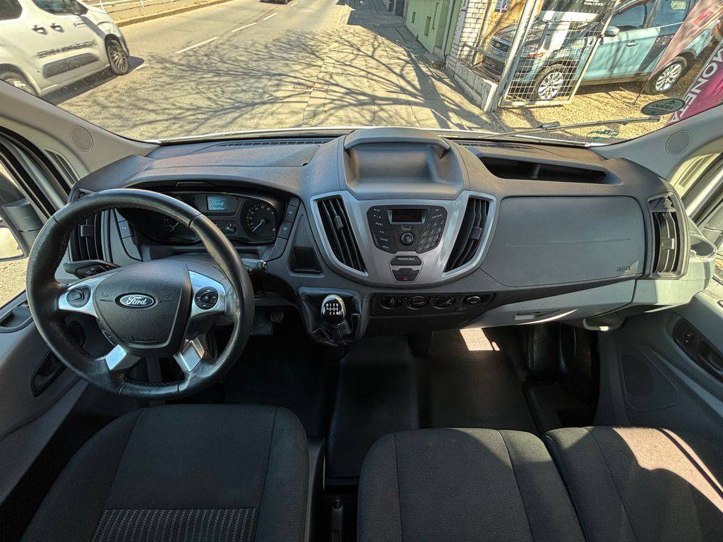 Ford Transit 2.2TDCi-L2H2-9MÍST-DPH-CZ-1MAJ