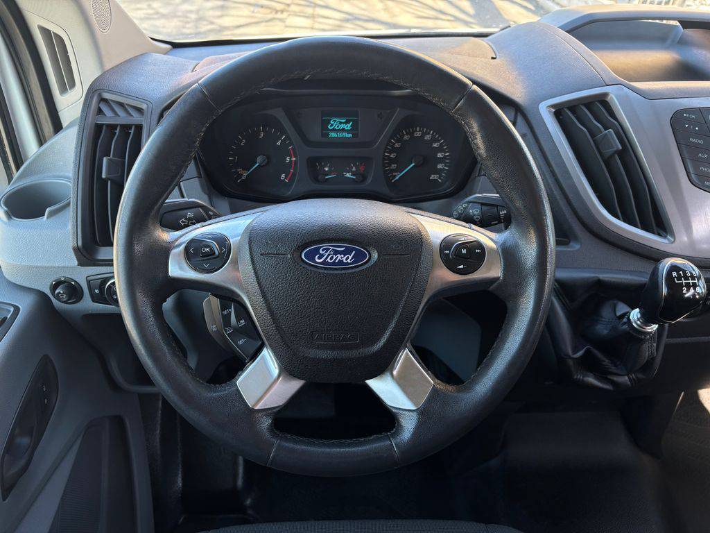 Ford Transit 2.2TDCi-L2H2-9MÍST-DPH-CZ-1MAJ