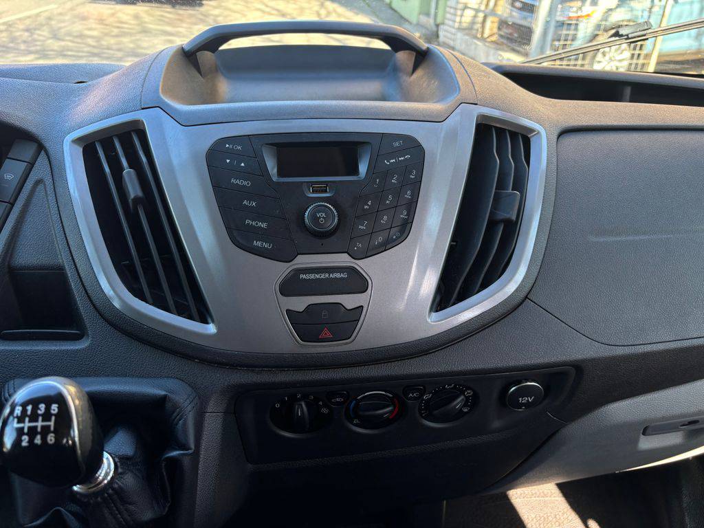 Ford Transit 2.2TDCi-L2H2-9MÍST-DPH-CZ-1MAJ