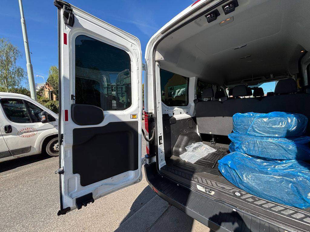 Ford Transit 2.2TDCi-L2H2-9MÍST-DPH-CZ-1MAJ