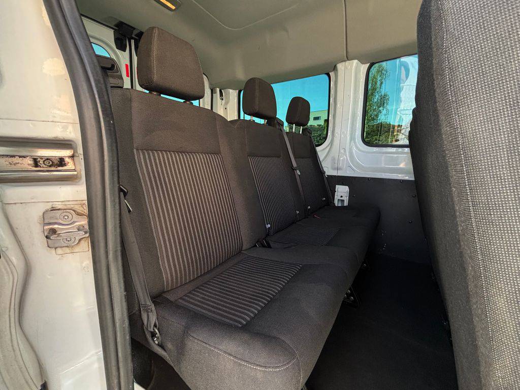 Ford Transit 2.2TDCi-L2H2-9MÍST-DPH-CZ-1MAJ