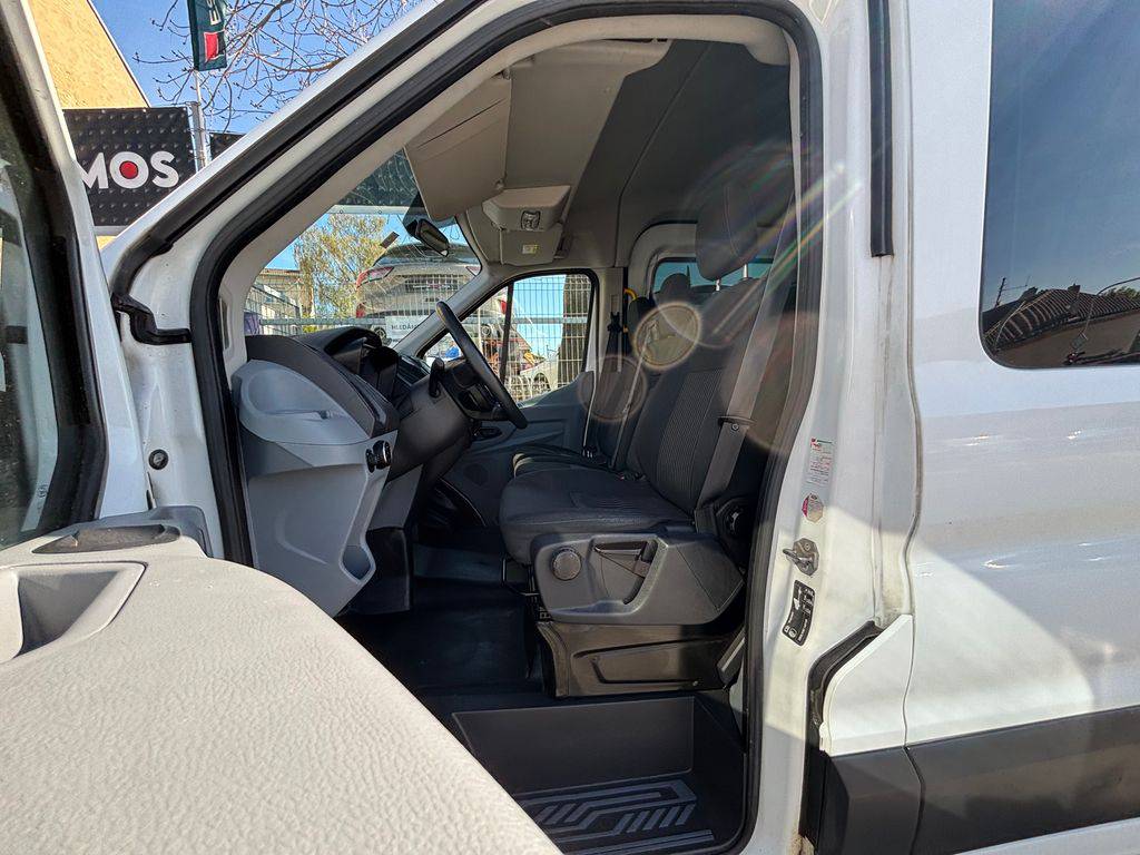 Ford Transit 2.2TDCi-L2H2-9MÍST-DPH-CZ-1MAJ