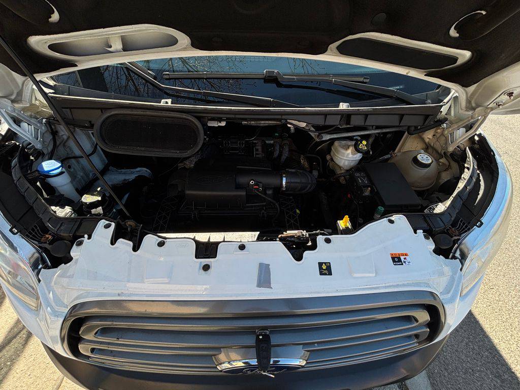 Ford Transit 2.2TDCi-L2H2-9MÍST-DPH-CZ-1MAJ