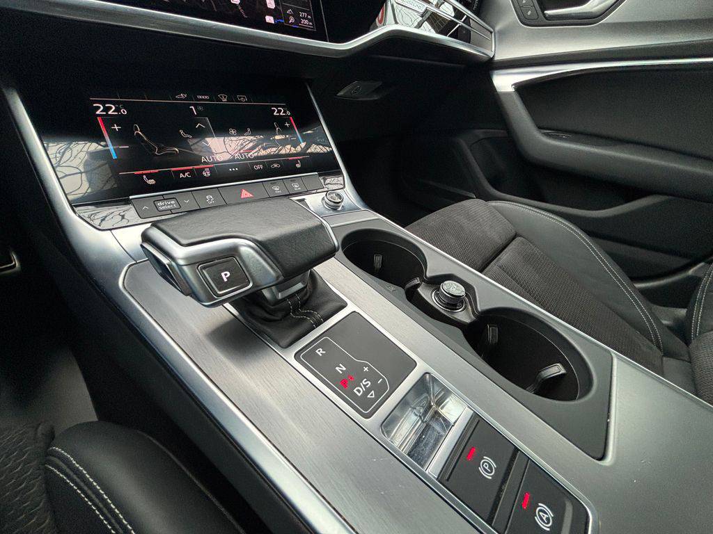 Audi A6 55TFSIe/2021/4X4,S-LINE-270FK6